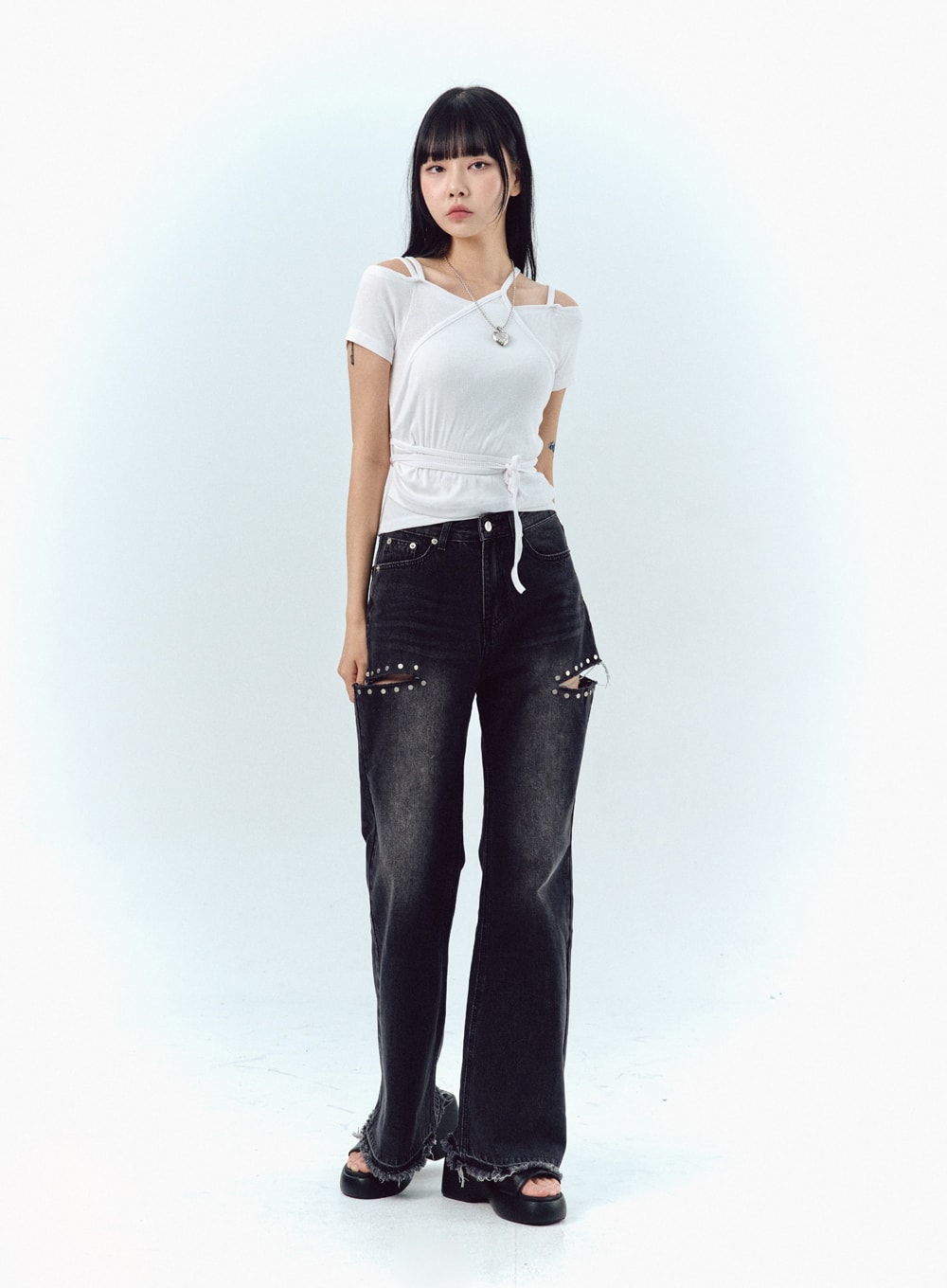cut-out-jeans-iu330