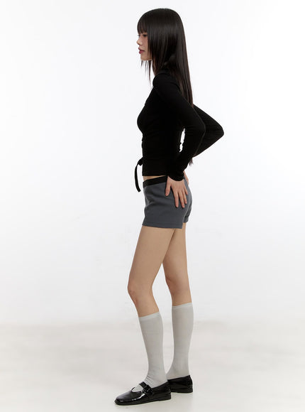 low-rise-buttoned-cotton-shorts-ca508