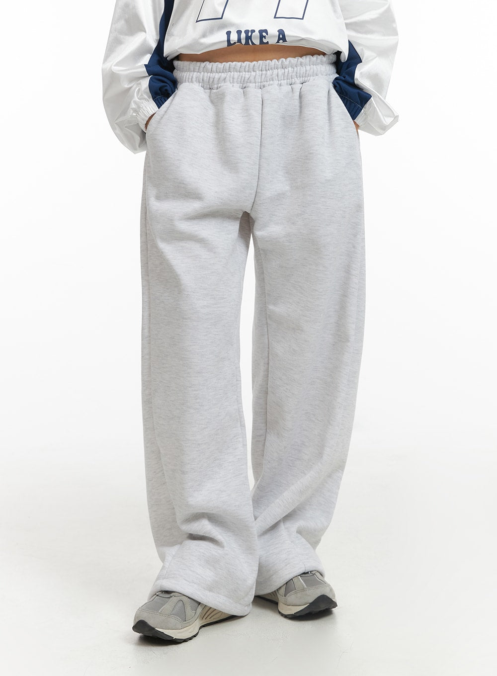 Wide best sale fit sweatpants