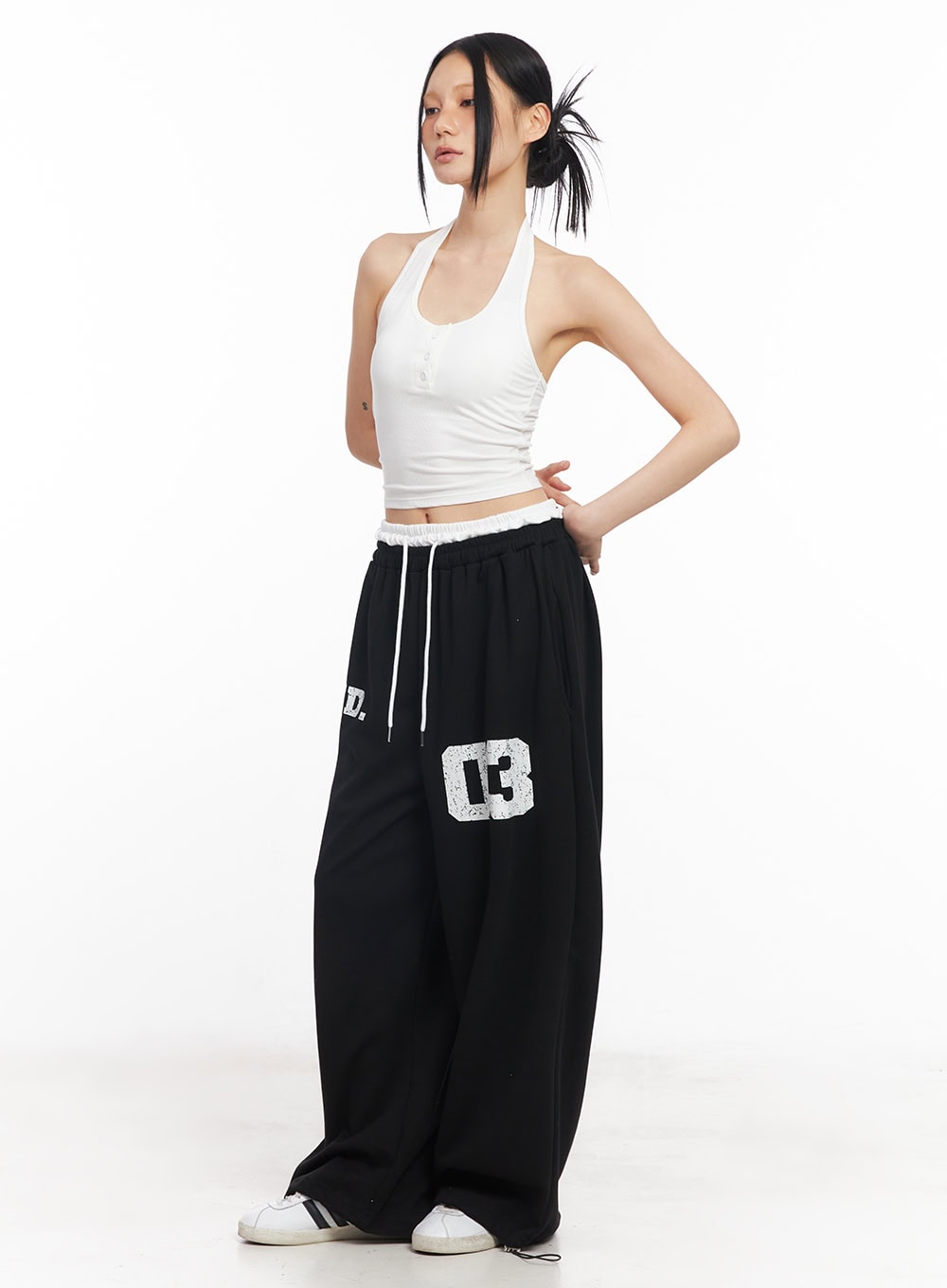 halter-buttoned-crop-tank-top-cy52