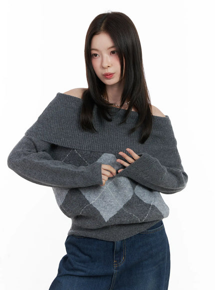 argyle-off-shoulder-knit-sweater-cn518