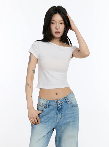 Asymmetric Off-Shoulder Tee CA508