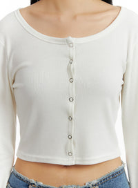 round-neck-buttoned-long-sleeve-top-im414