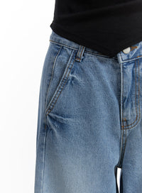 vintage-light-washed-baggy-jeans-im414