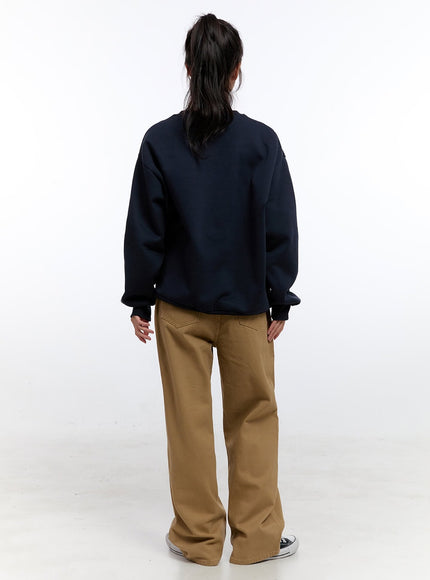 oversized-crew-neck-sweatshirt-on418