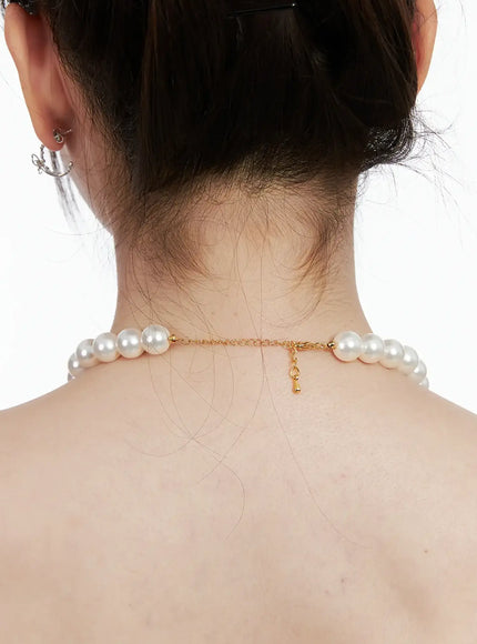 Basic Faux-Pearls Necklace IN510