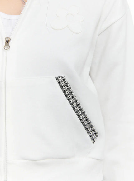 plaid-trim-crop-zip-up-hoodie-cs530