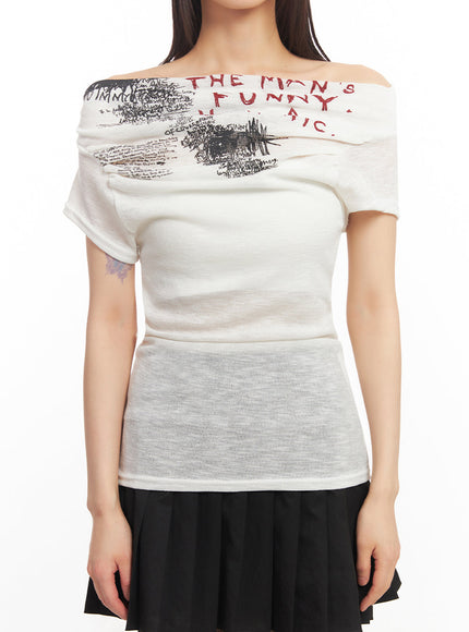 muse-graphic-off-shoulder-top-iy502