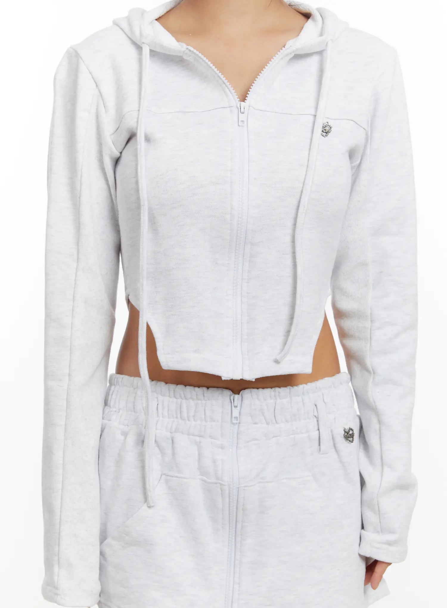 cut-out-cropped-zip-up-hoodie-cd515