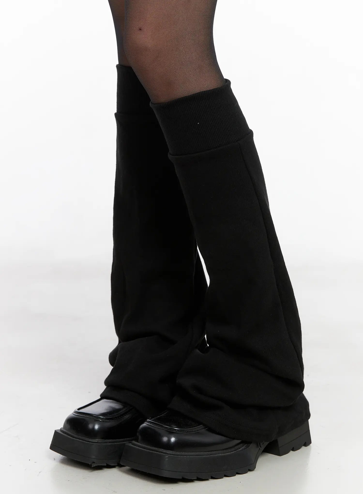 chic-black-bootcut-leg-warmers-cg515