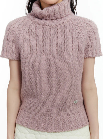 short-sleeve-turtleneck-knit-top-cd523