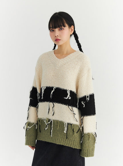 v-neck-tassel-stripe-sweater-co330