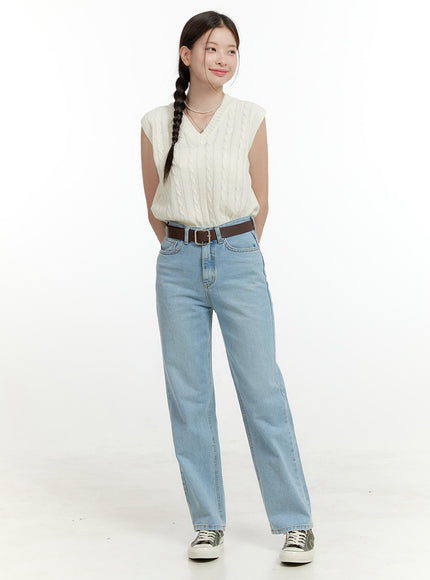 light-washed-straight-jeans-ol423