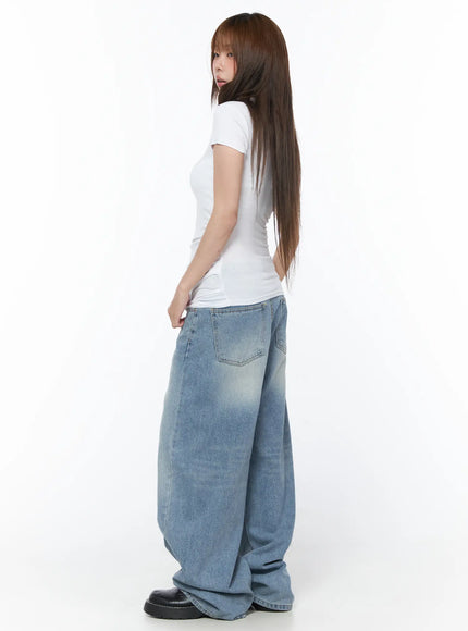 asymmetrical-snap-collar-shirred-tee-cy529