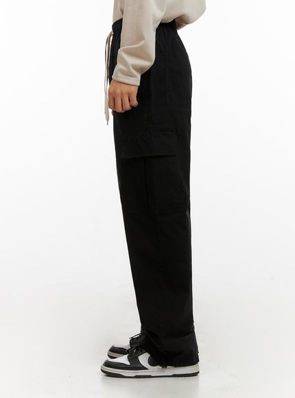 mens-loose-fit-cargo-pants-black-ig409