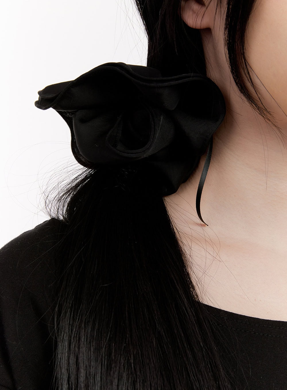 black-ribbon-scrunchie-cj531