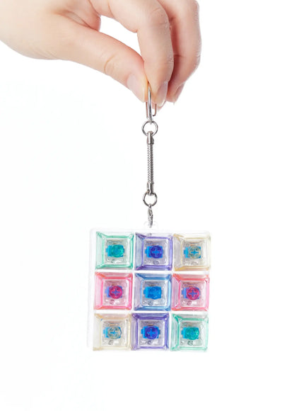 rainbow-cube-keycap-keychain-ia524