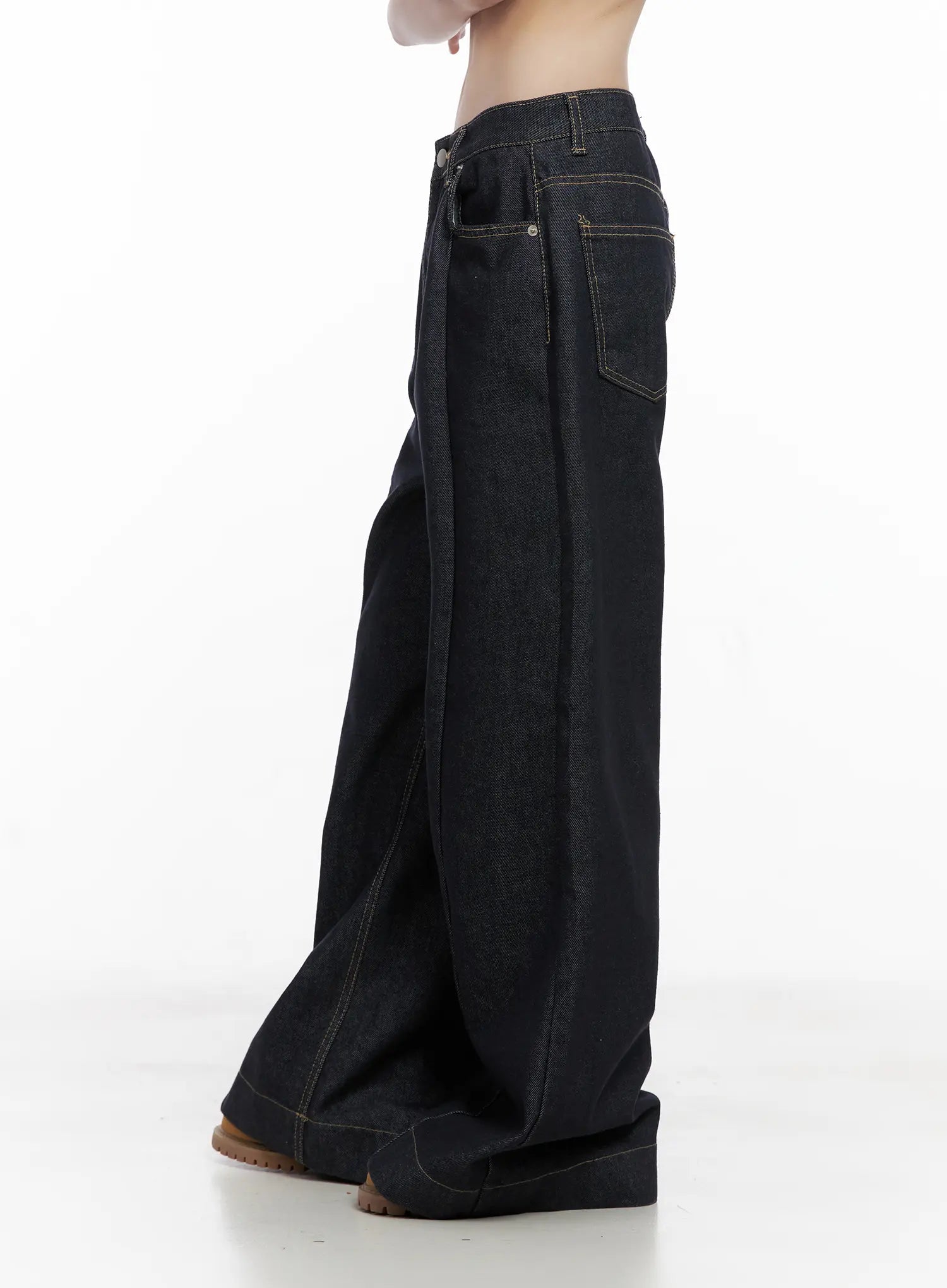 salome-no-fade-wide-jeans-cg518