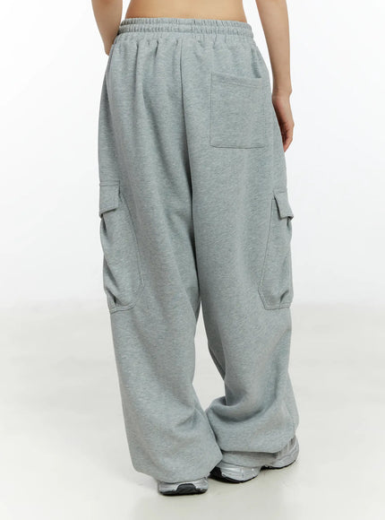 button-wide-leg-cargo-sweatpants-cf509