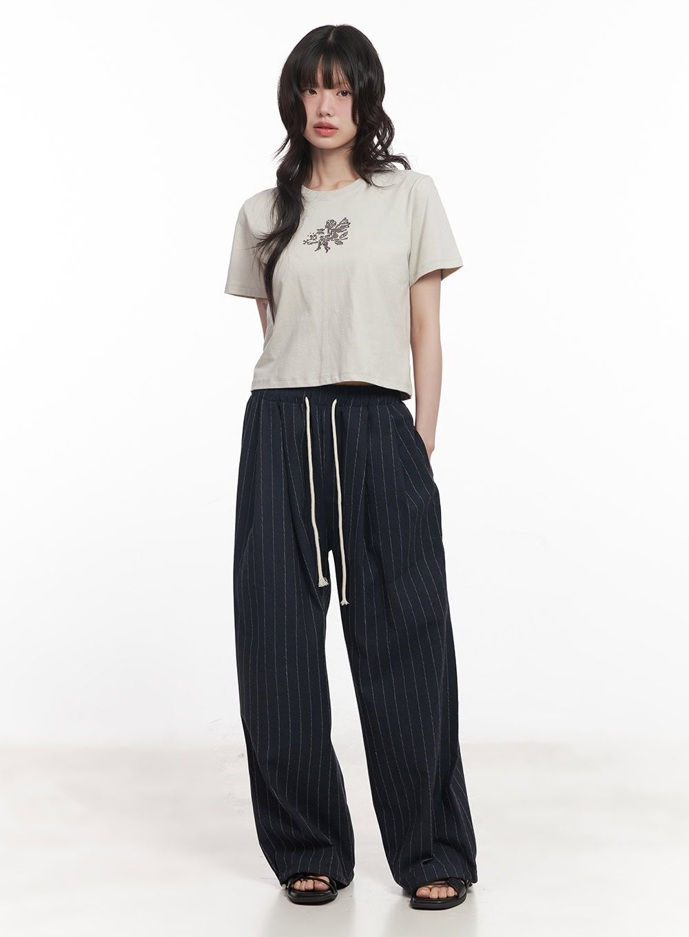 angel-graphic-crop-tee-cy521