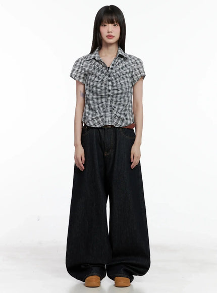 shirred-plaid-button-up-blouse-il531