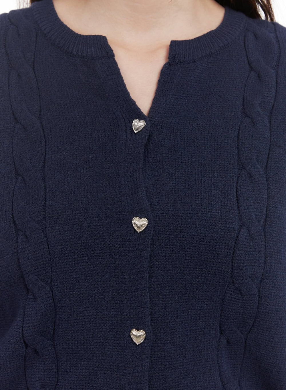 heart-button-cable-knit-cardigan-if505