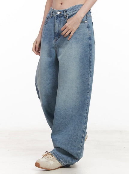 Margaret Wide-Fit Baggy Jeans CM512