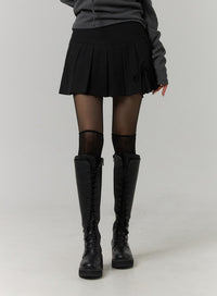 low-rise-pleated-mini-skirt-cj418 / Black