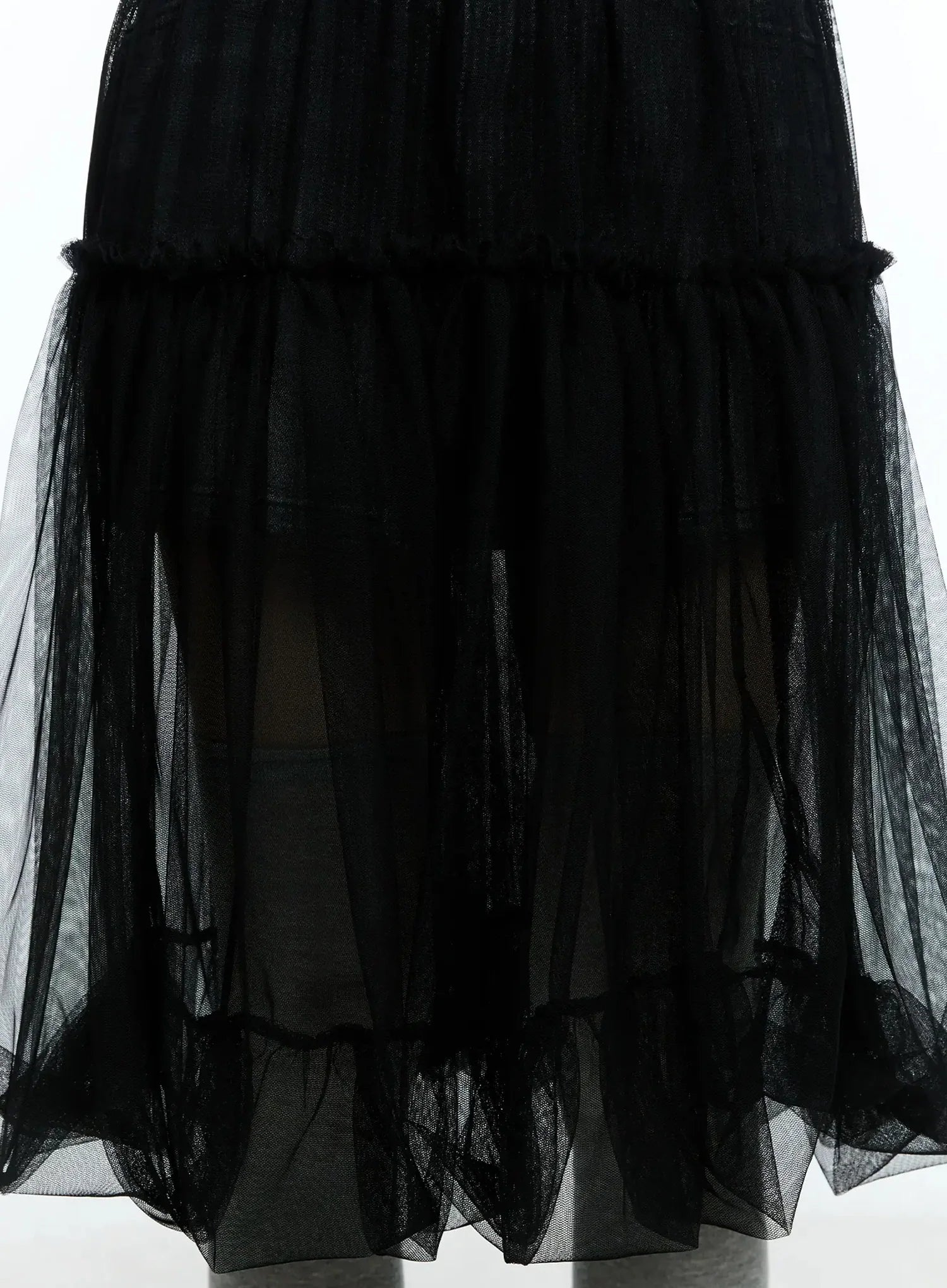 tulle-asymmetric-midi-skirt-iu525