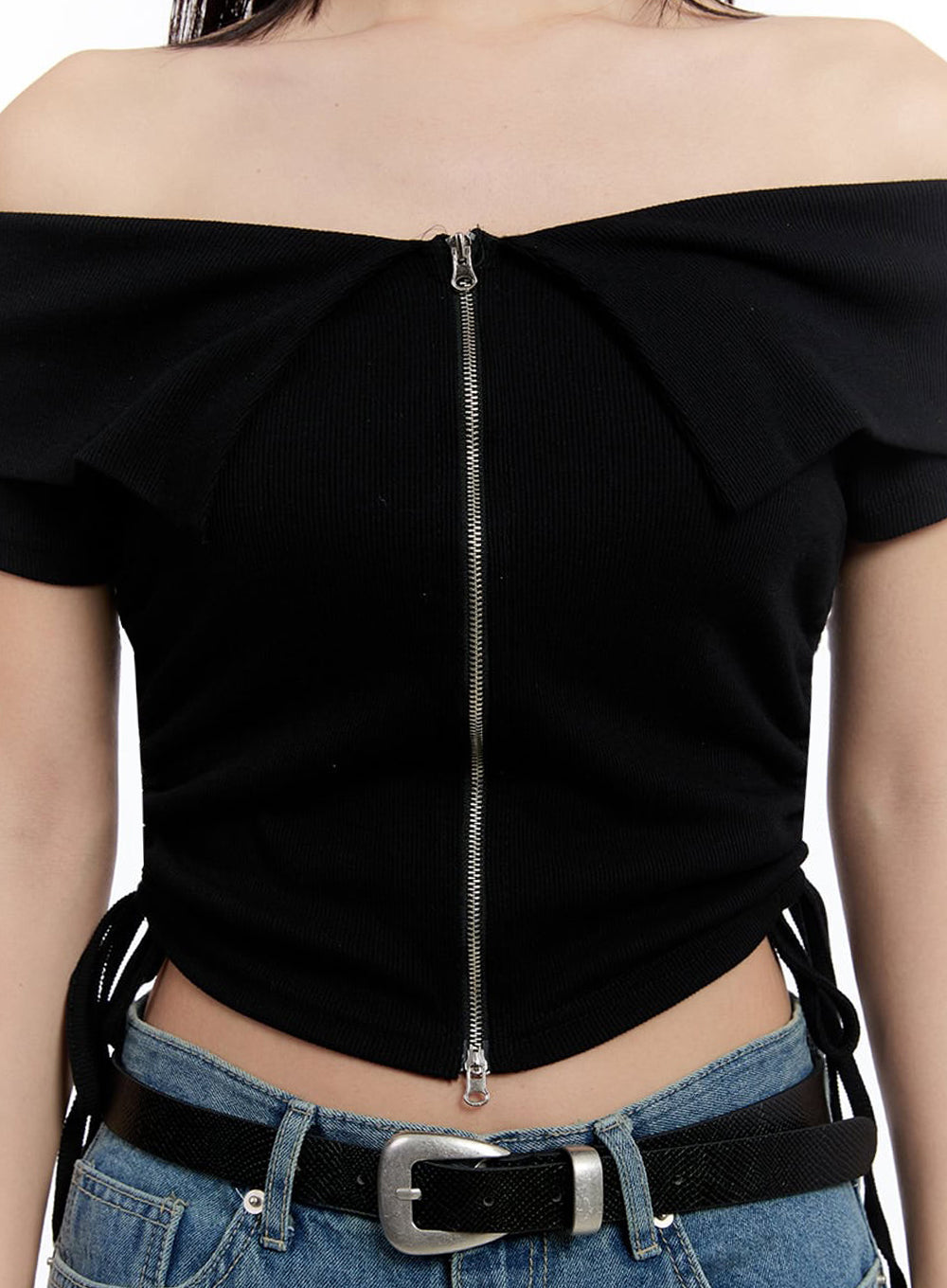 shirred-zip-up-off-shoulder-crop-top-iu503