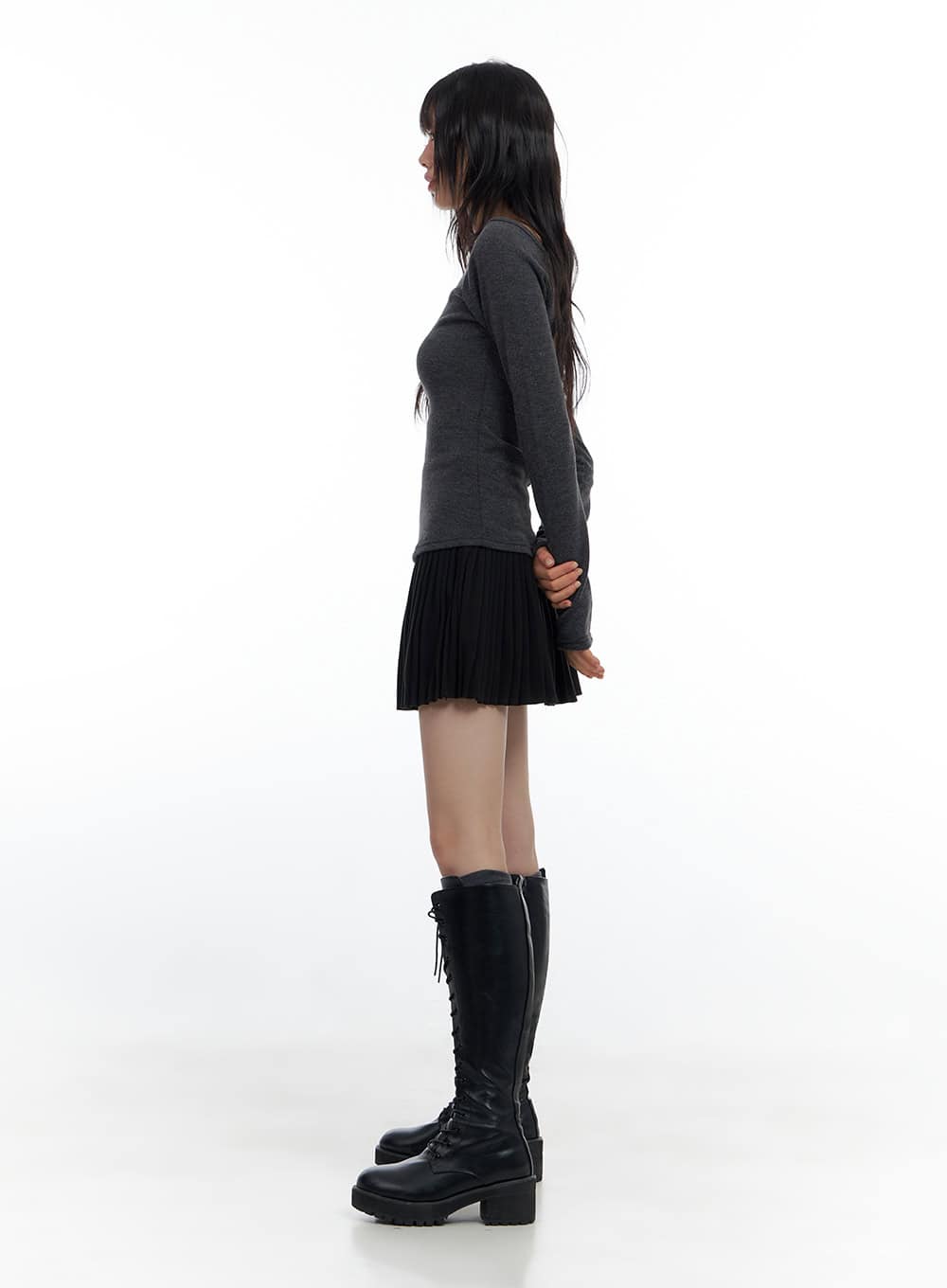 sleek-cutout-slim-fit-top-cs420