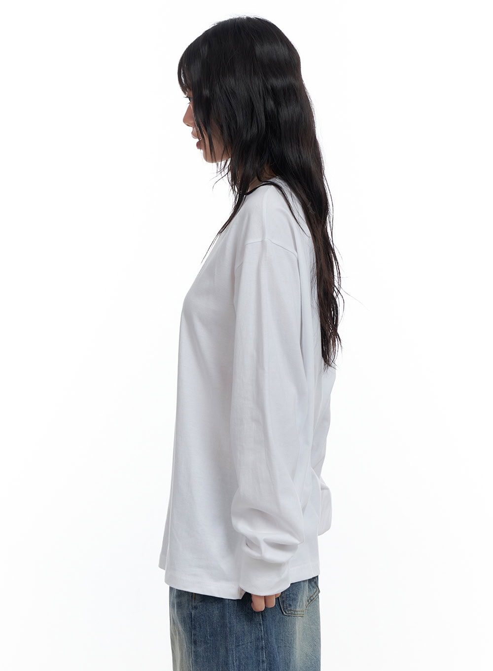 oversize-fit-round-neck-graphic-tee-cs419