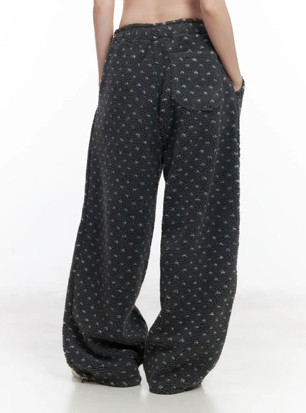 cozy-heart-fleece-wide-pants-cj519