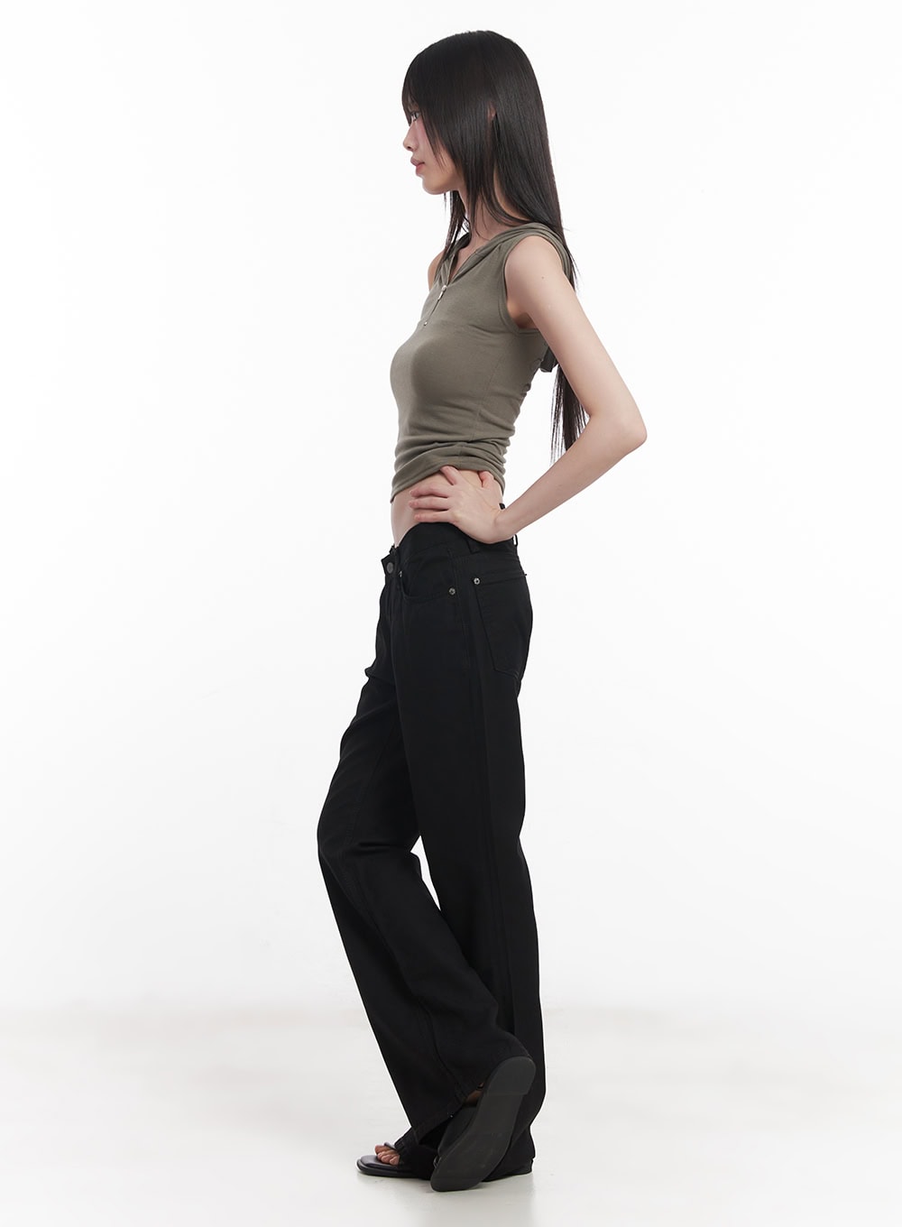 quarter-zip-sleeveless-hoodie-cu505