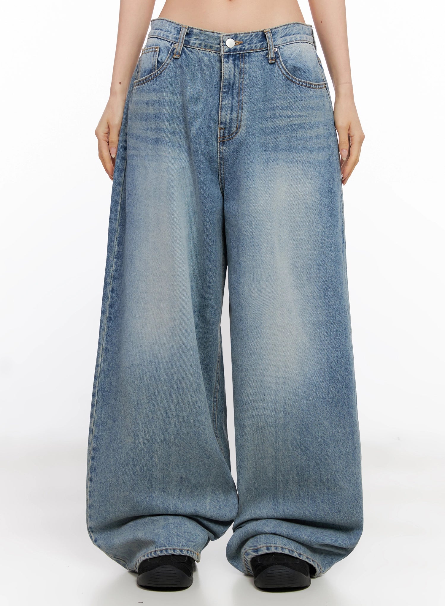 seojin-washed-wide-leg-jeans-ig508