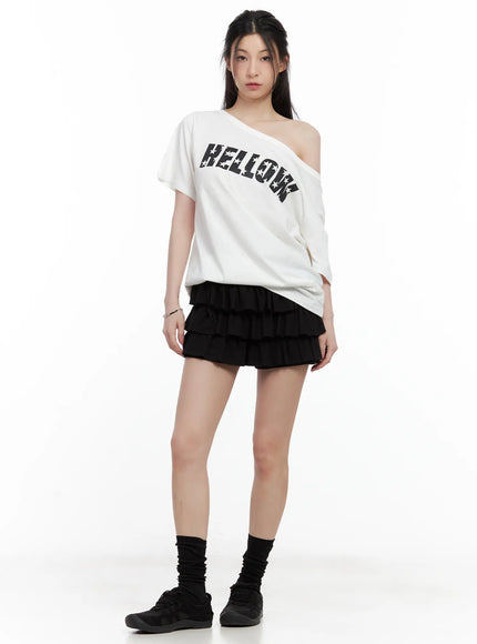 graphic-off-shoulder-oversized-tee-cl501