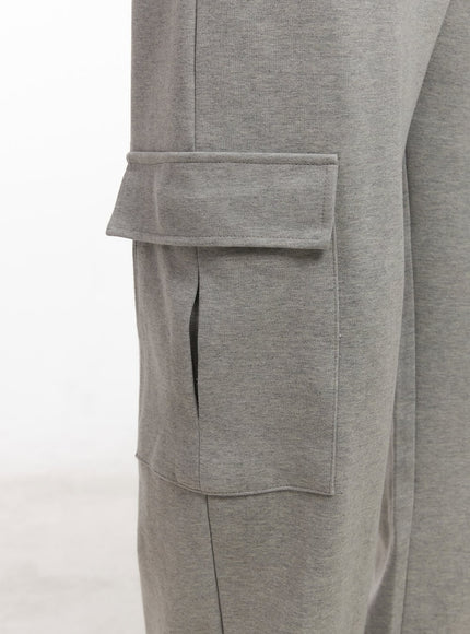 mens-cargo-pocket-wide-fit-sweatpants-im517