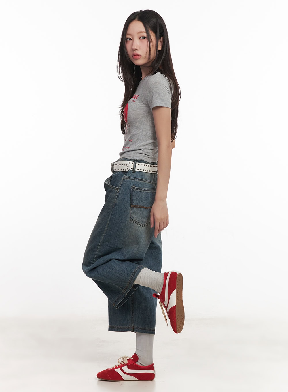 slim-fit-graphic-top-ca525