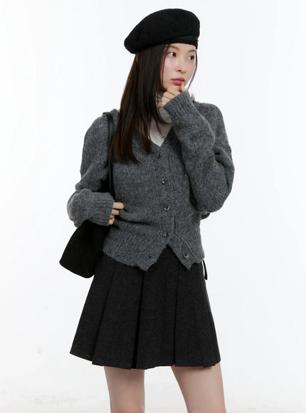 reversible-classic-v-neck-cardigan-id511
