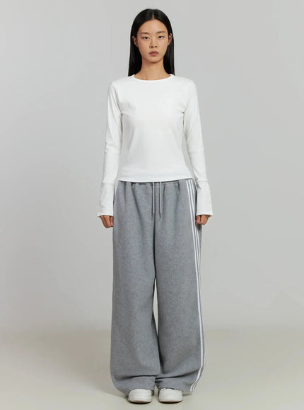 button-sleeve-ribbed-top-ij505