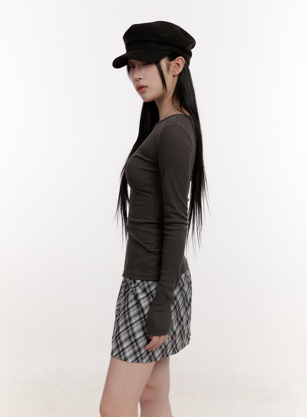 asymmetric-buttoned-slim-fit-long-sleeve-top-cj531