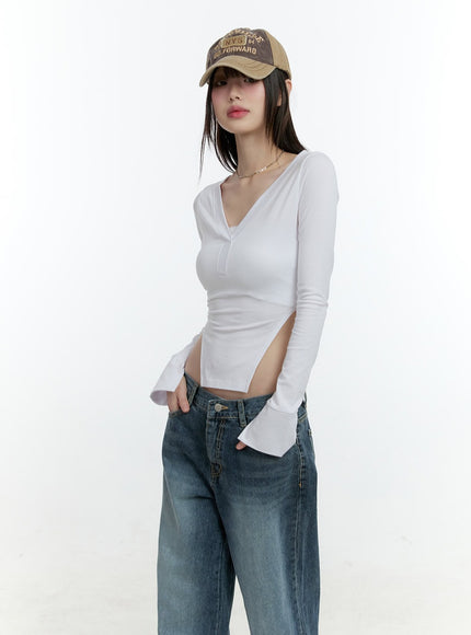 v-neck-cutout-long-sleeve-crop-top-cf507