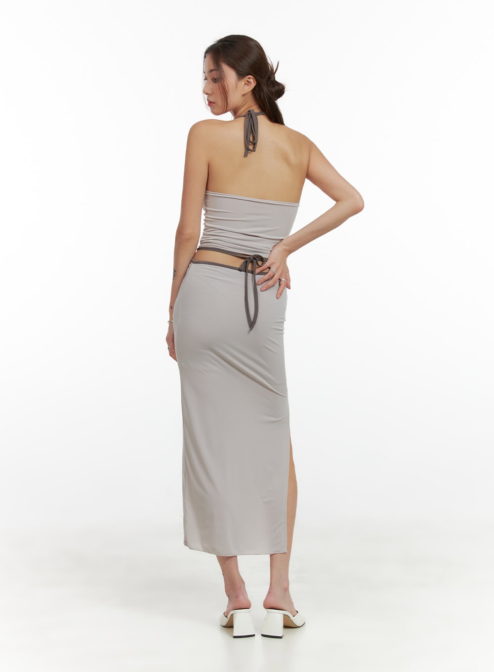 slit-out-solid-midi-skirt-cl405
