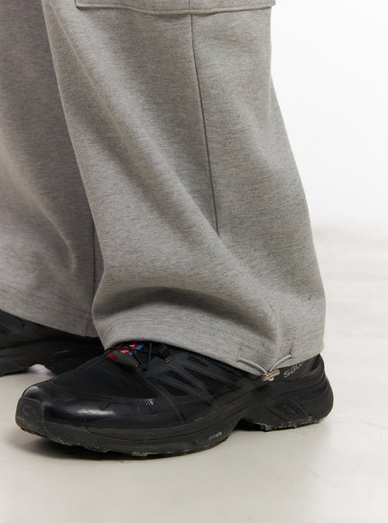 mens-cargo-pocket-wide-fit-sweatpants-im517