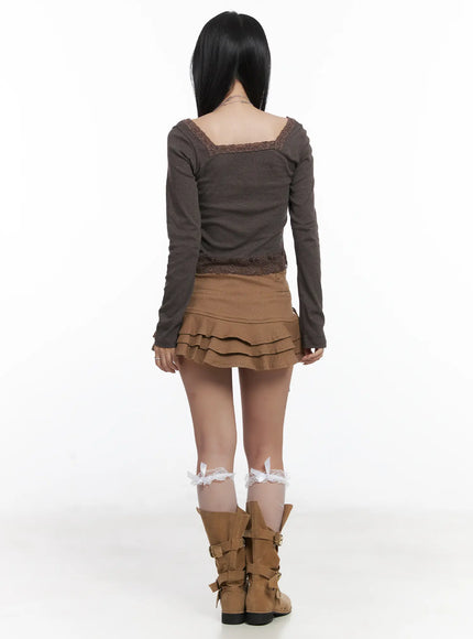 romantic-lace-trim-sweetheart-neck-long-sleeve-top-cd530