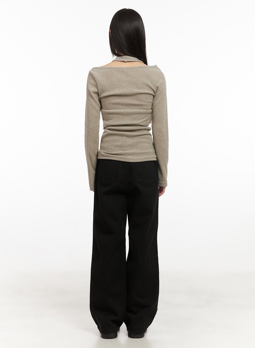 halter-neck-buttoned-cardigan-cd430
