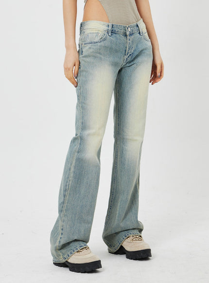 Low Rise Bootcut Jeans CF315