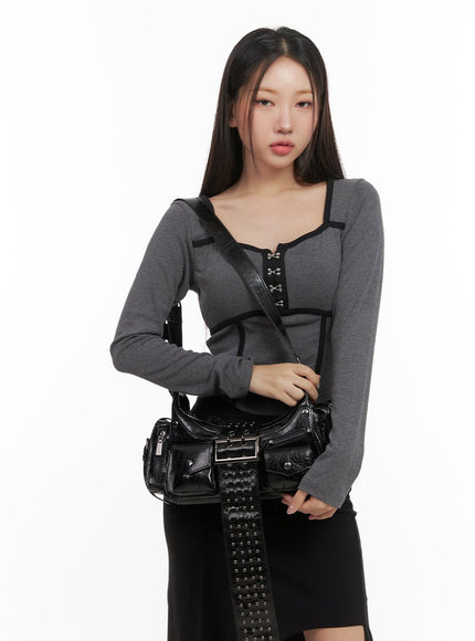 studded-buckle-shoulder-bag-cd411