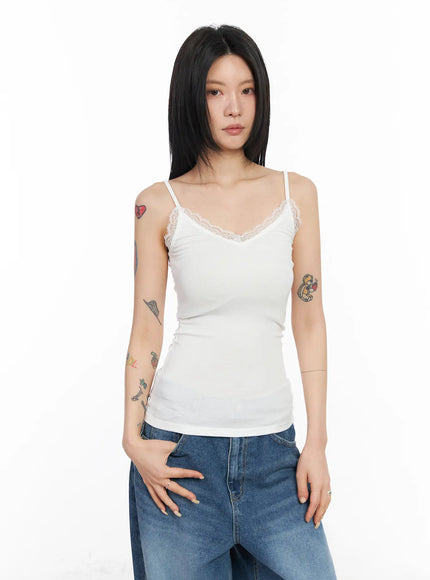 lace-trimmed-v-neck-camisole-cm516