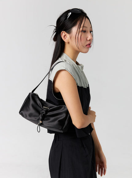 square-shoulder-bag-cg304